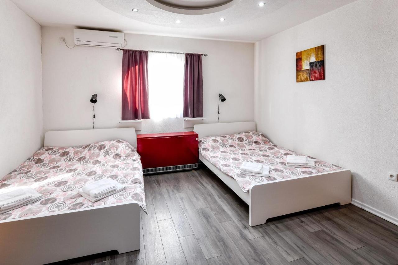 Central Monument Apartment Bojkovic Belgrado Esterno foto